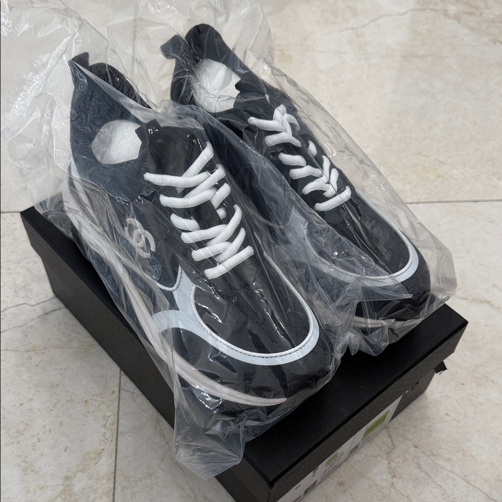 Women's Black and White Athletic Shoes (Nappa Leather)